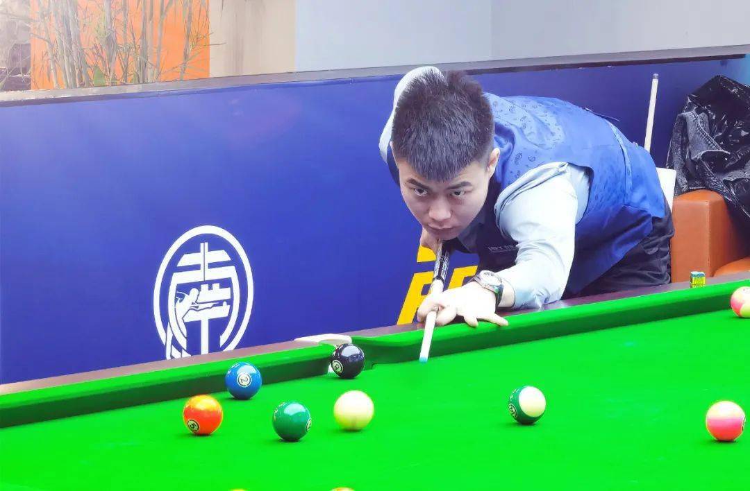 社交媒体上 社交媒体上