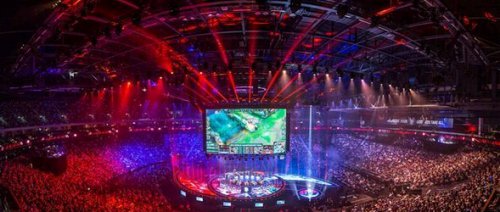 展现出了自 展现出了自