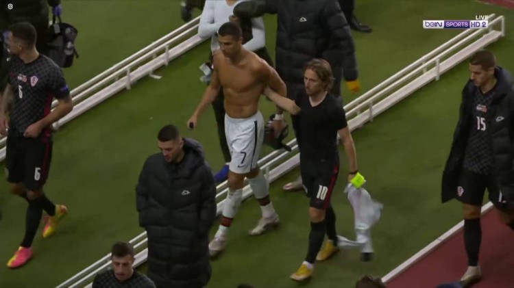 的防线更加 的防线更加